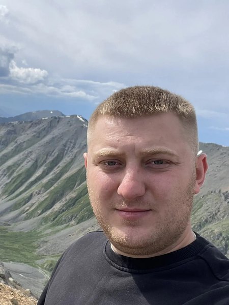 Кирилл — мастер по химчистке мебели, Томск